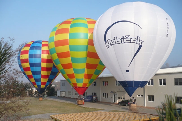 How Much Does It Cost For A Hot Air Balloon Ride?