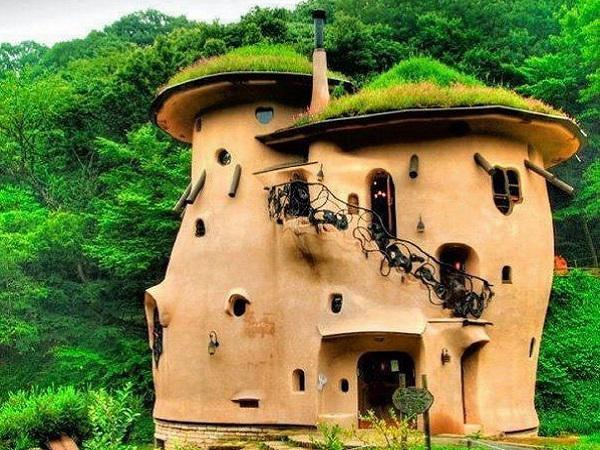 cob-house